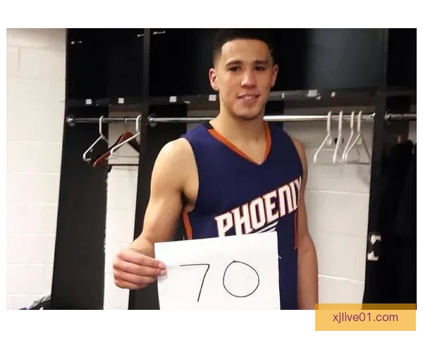 里程碑式悲情 布克生涯总得分突破一万八千仅次乔丹科比位列第三年轻得分后卫